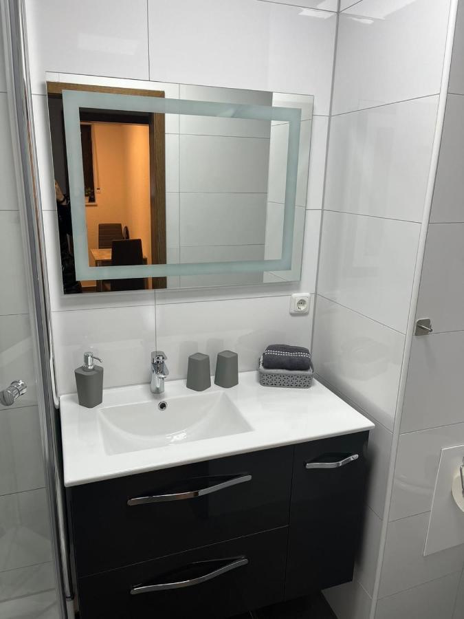 Ferienwohnung Emilia ケルン エクステリア 写真